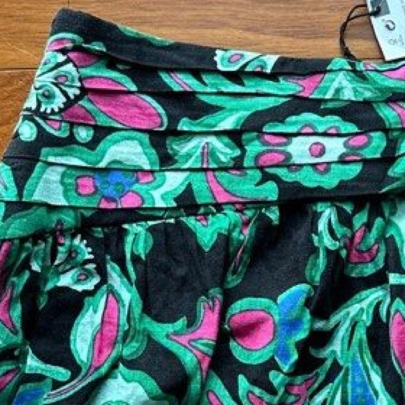 🦋 Bloggers Favorite 🦋 NWT Zara Floral Print Linen Blend Mini Skirt - Picture 12 of 12